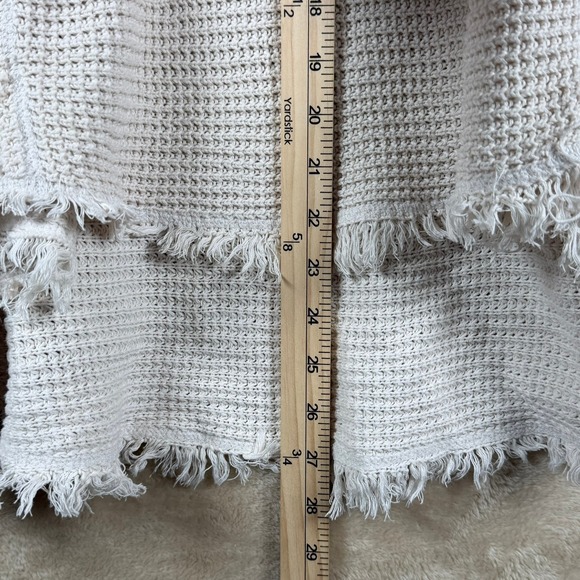 Free People Moonshine Cold Shoulder Oversized Sweater Ivory Sz S Raw Edge Fringe - Picture 9 of 9
